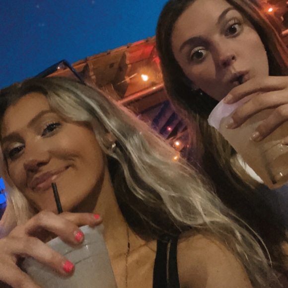 Meet your Posher, Shannon - Picture 3 of 6